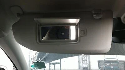 Parasol derecho gris OEM para Volvo XC60 4 puertas Foto 1 de 2