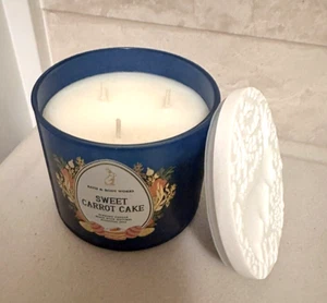 Bath & Body Works Sweet Carrot Cake Candle 3 Wick Scented Easter Rabbit LID APR - Picture 1 of 5
