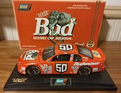 VHTF - 98 BUDWEISER LOUIE THE LIZARD BUD RACING MONTE CARLO 1/18 REVELL 1/3,120 - Image 1 of 4