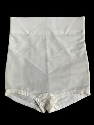 NEW Bravissimo High Waist Girdle Shapewear Panty Women’s Size 8 Style 17-1246-2 - Image 1 of 4