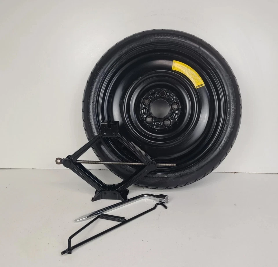 Neumático de repuesto con kit chaqueta 17" para Mazda CX5 2021-2023 Compact Donut Foto 1 de 4