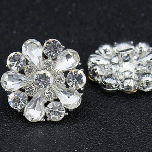 2pcs Shiny Flower Rhinestone Round Button Wool Coat Cardigan Sewing Accessories - Picture 1 of 7