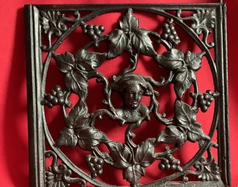 Antique Bas-Relief Cast Old Europe Iron Fireplace Rare Stove Openwork Decoration Cover