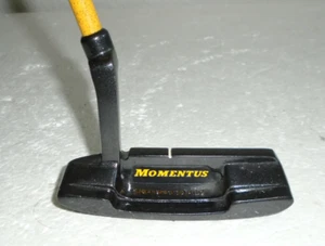Putter de práctica de hoja ponderada de golf Momentus para diestros 35" - Imagen 1 de 6