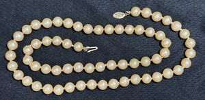 Vintage 14K Gold Verschluss 23" lang 8mm hellgold Perlenkette 50er - Bild 1 von 4