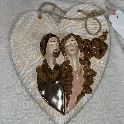 Clay Couple (brunettes) Artwork - Hanging Heart Germany - Image 1 of 4