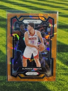2023-24 Panini - Prizm Basketball Prizm #20 Orange Cracked Ice Alperen Sengun - Bild 1 von 2