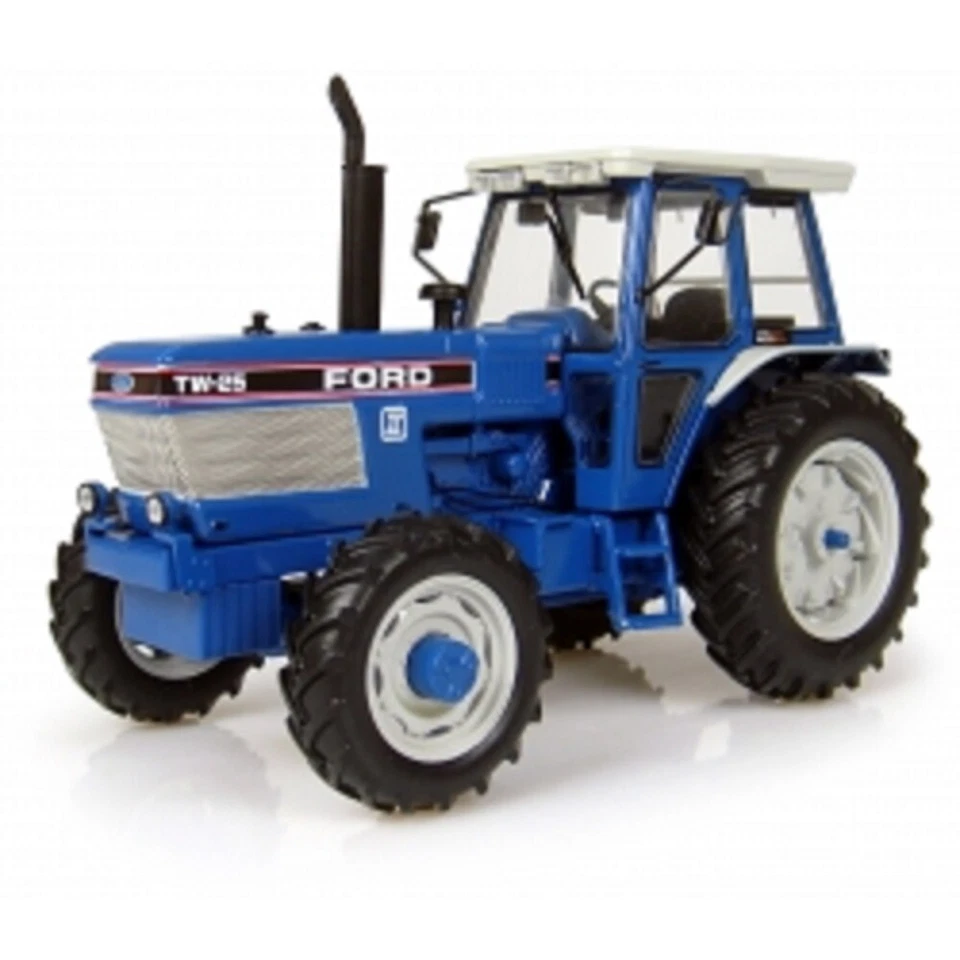 Universal Hobbies Ford TW25 4X4 Scale 1:32 UH4028 - Image 1 of 1