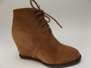 trask lia wedge bootie