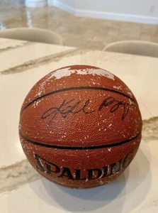 Kobe Bryant Signed Autographed Full Auto Vintage Spalding Basketball PSA / DNA - Picture 1 of 9