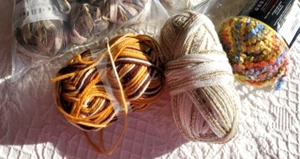 Lion Boucle Taffy Multicolor Yarn Lot 3  & bag of ribbons Vintage - Picture 1 of 10