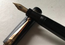 Vintage MABIE TODD Swan Leverless Black FOUNTAIN PEN w/ 14ct Gold Nib WRITING