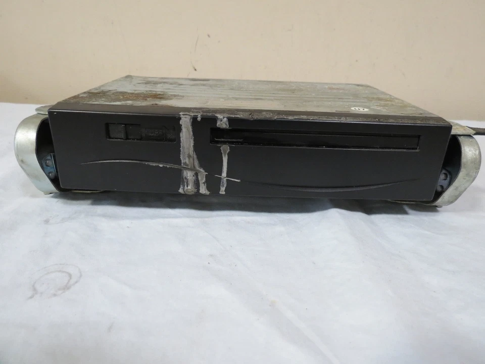 01 02 03 04 05 Lector ROM Lexus es300 ls430 gs430 rx330 sc430 GPS unidad de DVD fabricante de equipos originales Foto 1 de 4