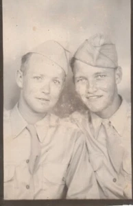 VINTAGE PHOTO BOOTH - HANDSOME, AFFECTIONATE YOUNG MEN IN ARMY MILITARY UNIFORM - Picture 1 of 1