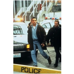 Highlander Adrian Paul Crossing Police Scene 8 x 10 inch photo - Picture 1 of 1