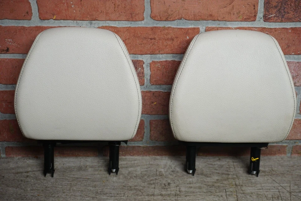 JUEGO REPOSACABEZAS TRASERO IZQUIERDO Y DERECHO BMW 228I F23 CONVERTIBLE OYSTER 2015-2016 OEM Foto 1 de 4