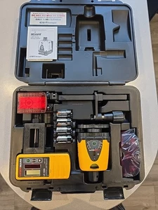 CST berger LASERMARK LM30 LD100N laser level in case - Picture 1 of 6