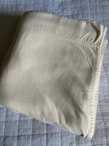 LL Bean Vintage Flannel Pale Yellow Flat Sheet Only Portugal King Size - Picture 1 of 6