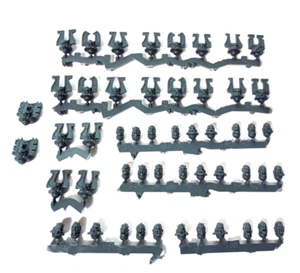 40k Chaos Space Marines Khorne Berzerker Head Bits x52 - Picture 1 of 1