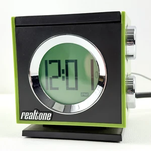 REALTONE GREEN RT205 LCD CLOCK AM/FM RADIO - SNOOZE Line In/MP3 INPUT JACK - Picture 1 of 9