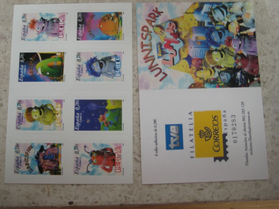 HOJA BLOQUE DE CORREOS SELLOS EDICION LOS LUNIS - Imagen 1 de 1