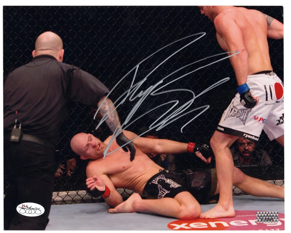 Ryan Bader Signed 8 x 10 Photo / Autographed MMA / JSA SOA - Image 1 of 1