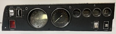 Cuadro de instrumentos Dodge Challenger Rallye 1968-70 OEM 2984636 Foto 1 de 4