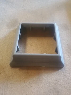 ChoiceDek 263638 Collar de poste para casa de playa de poste de 4"x 4" gris Foto 1 de 2