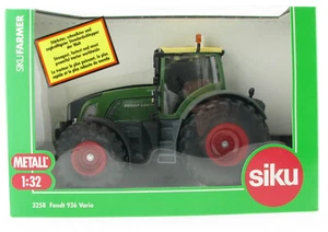 SIKU FARMER 3258 FENDT 936 Vario Traktor 1:32 in OVP Bulldog Schlepper Trecker - Bild 1 von 5