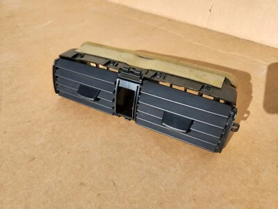 2007 - 2011 Honda Element Dashboard Center AC Air Vent Grill OEM - Image 1 of 4