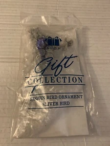 Colección de regalo Avon adorno pájaro lentejuelas pájaro plateado - Imagen 1 de 2