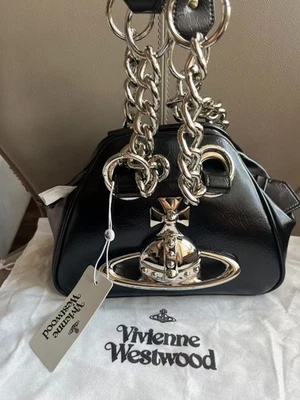 Vivienne Westwood shoulder bag leather big orb chain black new - Image 1 of 4
