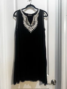 Max Studio Black Sleeveless Dress Sz 1X Vneck Embroidered Armpit To Armpit 24” - Picture 1 of 10