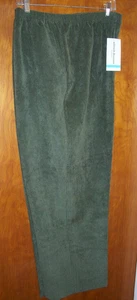 Pantaloni classici da donna Alfred Dunner in velluto a coste - lunghezza corta - verde loden - 20 W - Foto 1 di 2