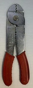 Vintage Estate Found Wire Cutter Stripper Gauge Red Handle Taiwan - Picture 1 of 3