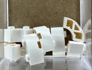 LEGO Teile Menge (10) ~ weißer Stein, runde Ecke 2 x 2 Makkaroni ~ Nr. 85080 - Bild 1 von 1