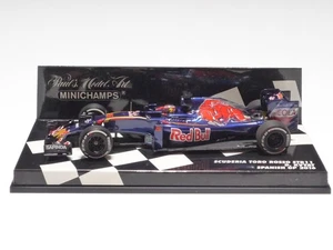 MINICHAMPS 1:43 SCUDERIA TORO ROSSO STR11 D. KVYAT SPANISH GP 2016 - Picture 1 of 4