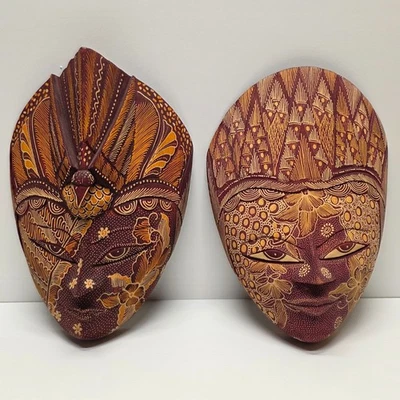 Juego de 2 máscaras de madera batik indonesias decoraciones de pared tamaño mediano 12" x 8" Foto 1 de 4