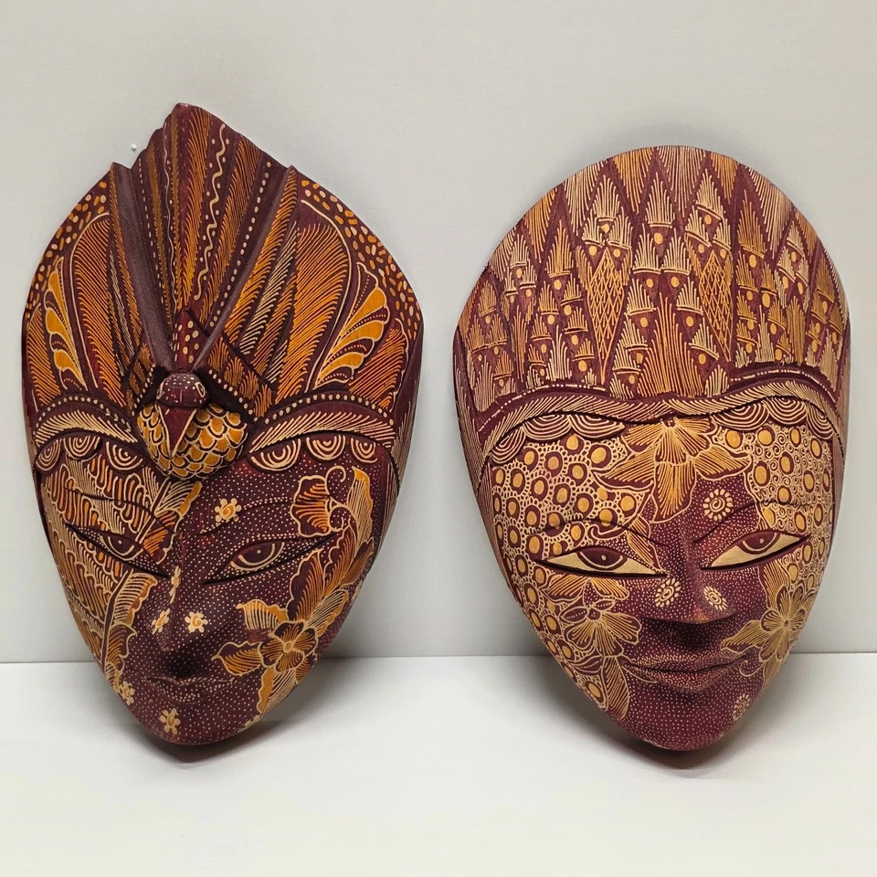 Juego de 2 máscaras de madera batik indonesias decoraciones de pared tamaño mediano 12" x 8" Foto 1 de 4