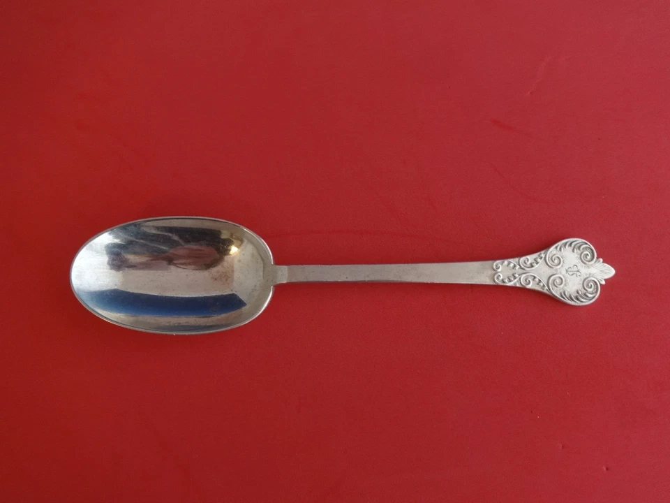 Cuchara de cena de plata esterlina William & Mary de Mappin & Webb 8 1/8" Foto 1 de 1