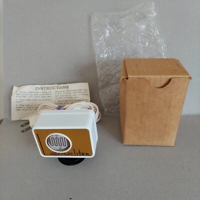 Vintage Photo Electric Eye - Lamp Liter Model LL-31151  115 v / 300w max  - Image 1 of 4