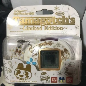 Scuola Bandai Tamagotchi UNIQLO dal GIAPPONE - Foto 1 di 5