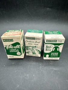 Vintage Eyeglass Temple Covers And Nose Pads - Foto 1 di 3