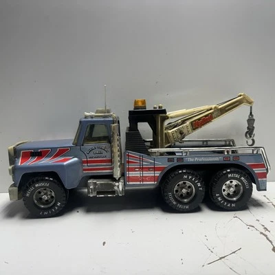 Vtg 1980’s NYLINT 16” Pressed Steel 24 Hour Towing Recovery Wrecker Tow Truck - Image 1 of 4