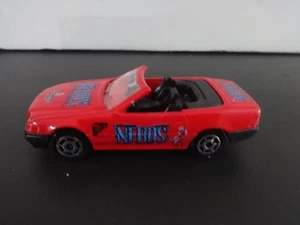 MAJORETTE # 260 NERDS ROJOS WILLY WONKA MERCEDES BENZ 500SL 1:58 SUELTO Y BONITO - Imagen 1 de 4