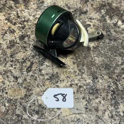 Johnson Laker Model 140 Spincast Fishing Reel Made In USA Green - Image 1 of 4