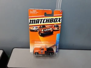 matchbox  GMC wrecker city towing 2010 - Picture 1 of 3