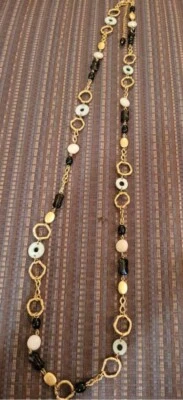 Collar Lia Sophia Everglade madreperla, perlas de agua dulce y cuentas de vidrio Foto 1 de 4