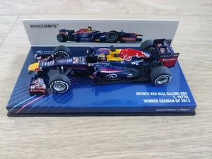 F1 Red Bull RB9, Vettel, vincitore GP di Germania 2013, 1908 pezzi, Minichamps, 1:43 - Foto 1 di 3