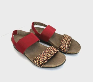 Munro American Women's Sandals Back Strap Woven Design Slip-on Comfort Red Sz 7 - Picture 1 of 13